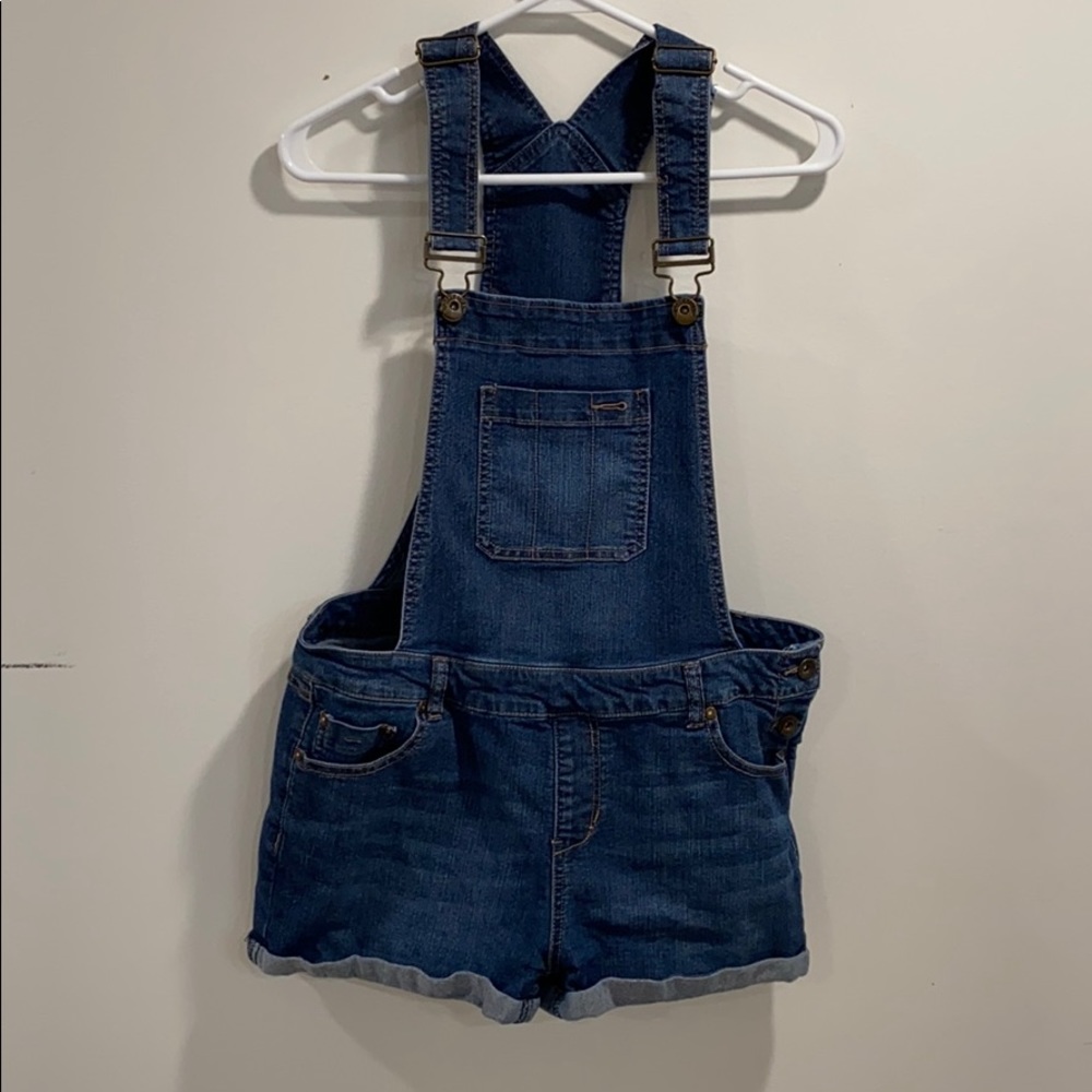 Short overalls
